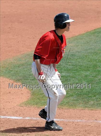 Thumbnail 1 in Mater Dei vs Alta (Easter Classic) photogallery.