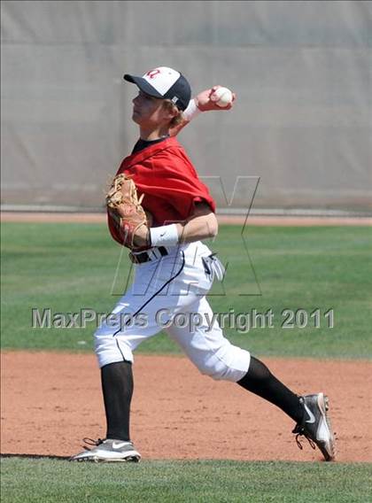 Thumbnail 1 in Mater Dei vs Alta (Easter Classic) photogallery.