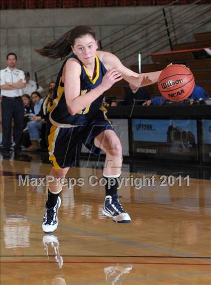 Thumbnail 3 in Lincoln vs. Oak Ridge (CIF SJS D1 Semifinals) photogallery.