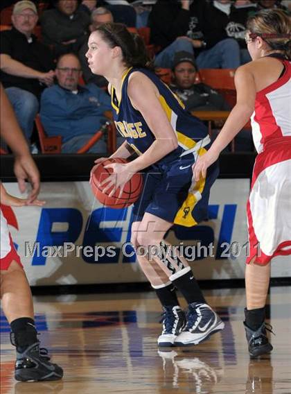 Thumbnail 1 in Lincoln vs. Oak Ridge (CIF SJS D1 Semifinals) photogallery.