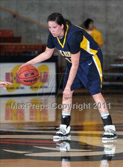 Thumbnail 3 in Lincoln vs. Oak Ridge (CIF SJS D1 Semifinals) photogallery.