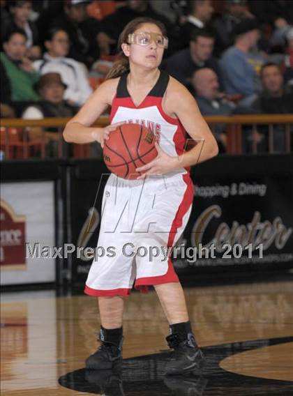 Thumbnail 1 in Lincoln vs. Oak Ridge (CIF SJS D1 Semifinals) photogallery.
