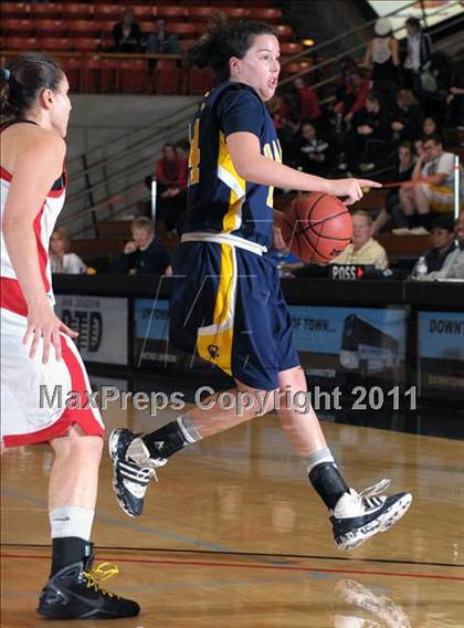 Thumbnail 2 in Lincoln vs. Oak Ridge (CIF SJS D1 Semifinals) photogallery.
