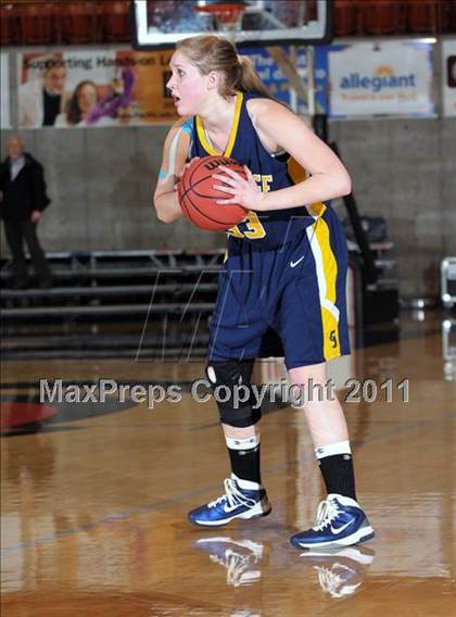 Thumbnail 2 in Lincoln vs. Oak Ridge (CIF SJS D1 Semifinals) photogallery.