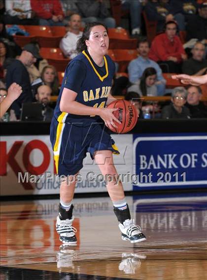 Thumbnail 3 in Lincoln vs. Oak Ridge (CIF SJS D1 Semifinals) photogallery.