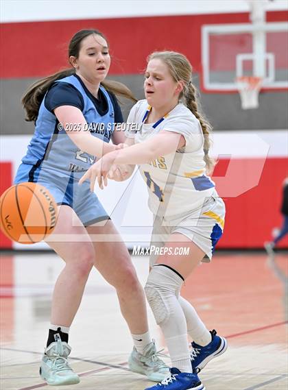 Thumbnail 2 in Pleasant Valley vs. Wood (Cardinal Classic) photogallery.