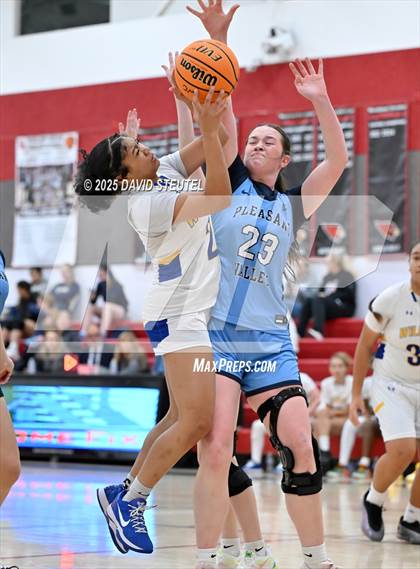 Thumbnail 3 in Pleasant Valley vs. Wood (Cardinal Classic) photogallery.