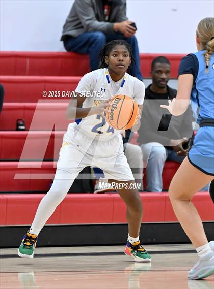 Thumbnail 2 in Pleasant Valley vs. Wood (Cardinal Classic) photogallery.