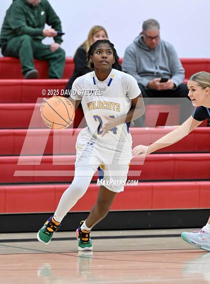 Thumbnail 3 in Pleasant Valley vs. Wood (Cardinal Classic) photogallery.