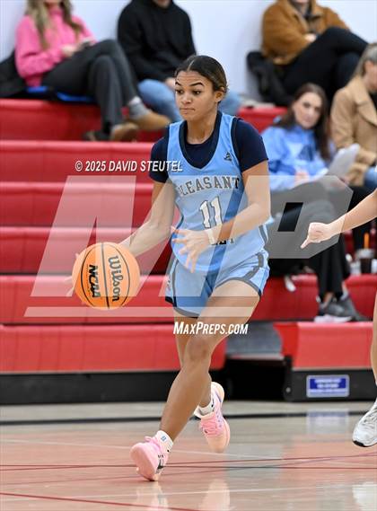 Thumbnail 1 in Pleasant Valley vs. Wood (Cardinal Classic) photogallery.