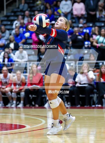 Thumbnail 1 in Wimberley vs. Randall (UIL 4A Volleyball Division II Final) photogallery.