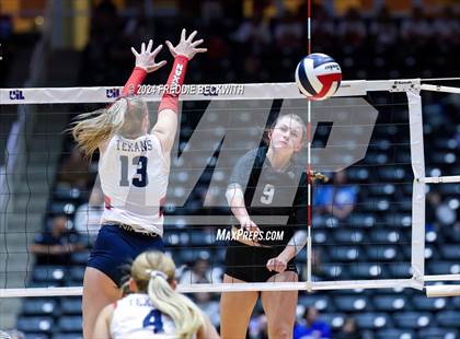 Thumbnail 1 in Wimberley vs. Randall (UIL 4A Volleyball Division II Final) photogallery.