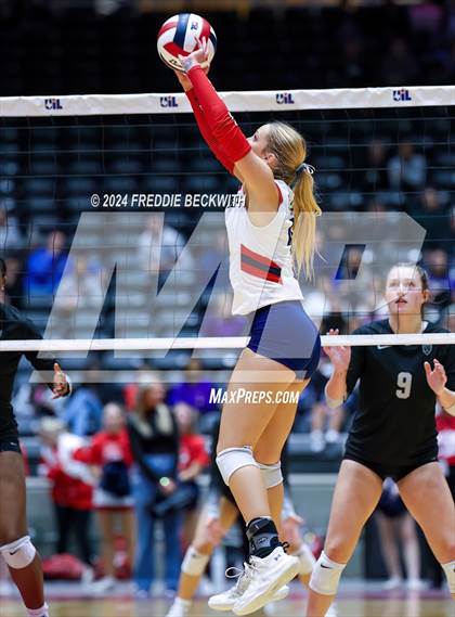 Thumbnail 2 in Wimberley vs. Randall (UIL 4A Volleyball Division II Final) photogallery.