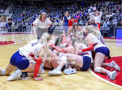 Thumbnail 1 in Wimberley vs. Randall (UIL 4A Volleyball Division II Final) photogallery.