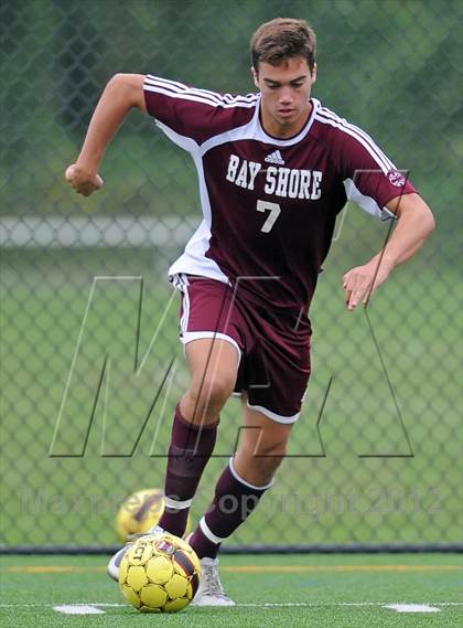 Thumbnail 1 in Bay Shore @ Half Hollow Hills East photogallery.