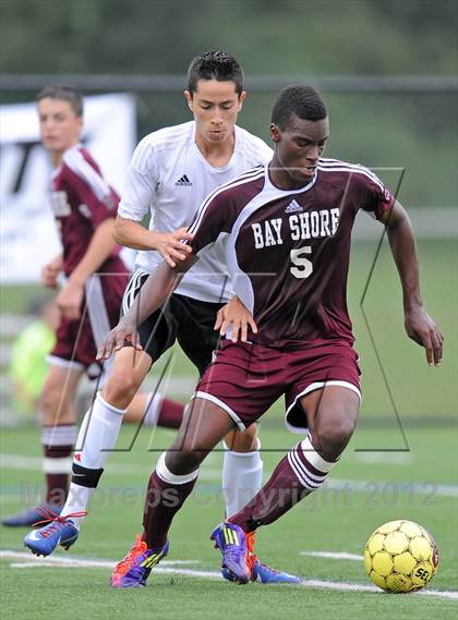 Thumbnail 3 in Bay Shore @ Half Hollow Hills East photogallery.