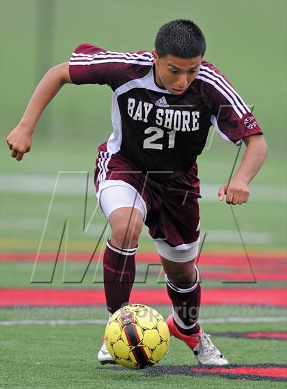 Thumbnail 3 in Bay Shore @ Half Hollow Hills East photogallery.