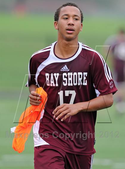 Thumbnail 1 in Bay Shore @ Half Hollow Hills East photogallery.