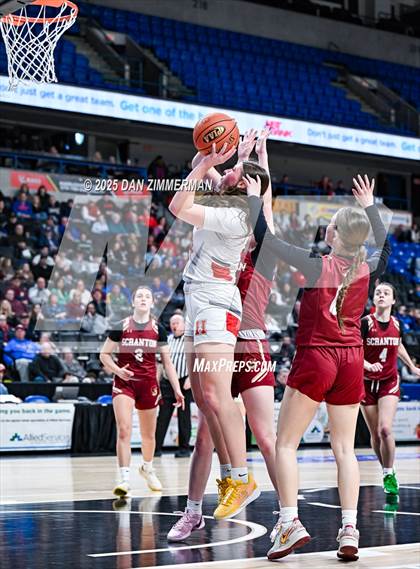 Thumbnail 3 in Hazleton Area vs. Scranton (PIAA District 2 Class 6A Final) photogallery.