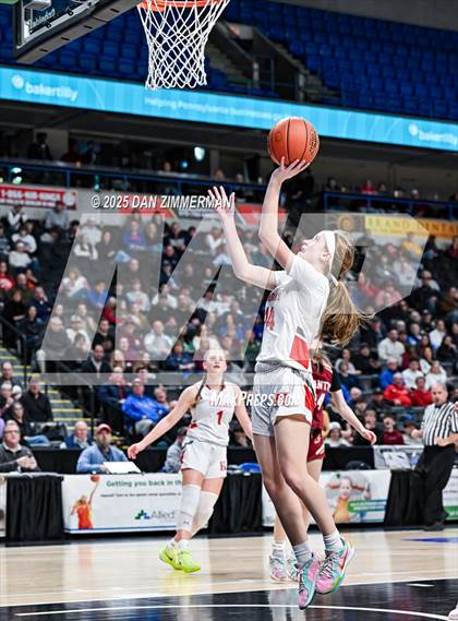 Thumbnail 2 in Hazleton Area vs. Scranton (PIAA District 2 Class 6A Final) photogallery.