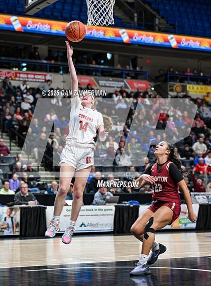 Thumbnail 3 in Hazleton Area vs. Scranton (PIAA District 2 Class 6A Final) photogallery.