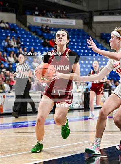 Thumbnail 2 in Hazleton Area vs. Scranton (PIAA District 2 Class 6A Final) photogallery.