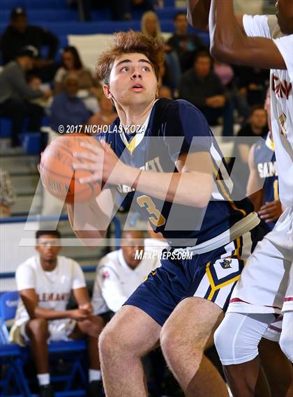 Thumbnail 1 in Santa Monica vs. Alemany (Rolling Hills Prep State Preview) photogallery.