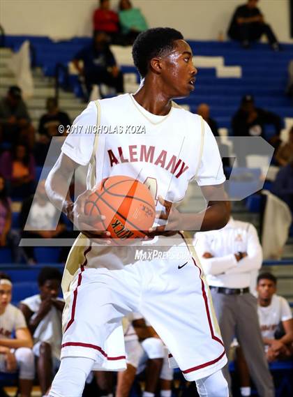 Thumbnail 3 in Santa Monica vs. Alemany (Rolling Hills Prep State Preview) photogallery.