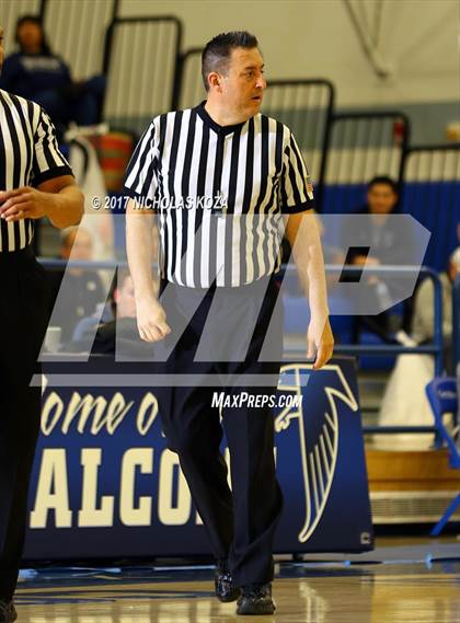 Thumbnail 3 in Santa Monica vs. Alemany (Rolling Hills Prep State Preview) photogallery.