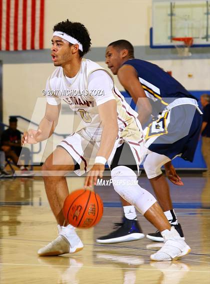 Thumbnail 1 in Santa Monica vs. Alemany (Rolling Hills Prep State Preview) photogallery.