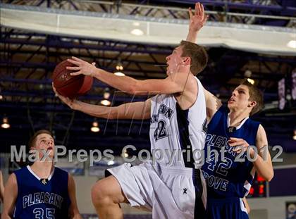 Thumbnail 3 in Pleasant Grove @ Riverton photogallery.