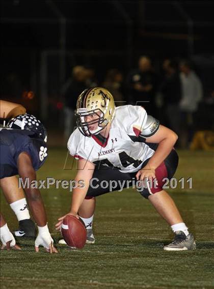 Thumbnail 3 in Loyola vs. Alemany photogallery.