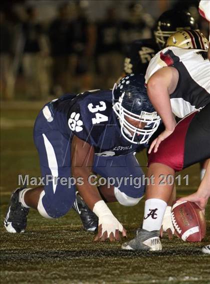 Thumbnail 2 in Loyola vs. Alemany photogallery.