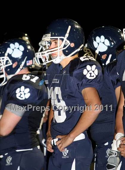 Thumbnail 2 in Loyola vs. Alemany photogallery.