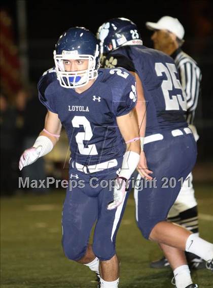Thumbnail 1 in Loyola vs. Alemany photogallery.