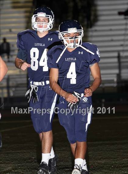 Thumbnail 2 in Loyola vs. Alemany photogallery.