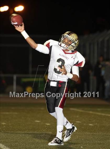 Thumbnail 1 in Loyola vs. Alemany photogallery.