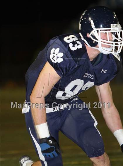 Thumbnail 2 in Loyola vs. Alemany photogallery.