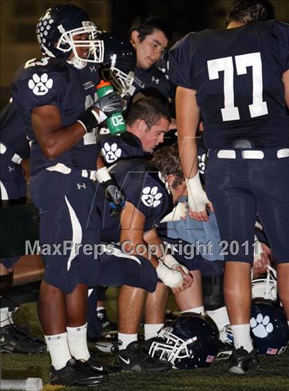 Thumbnail 3 in Loyola vs. Alemany photogallery.