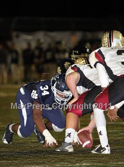 Thumbnail 3 in Loyola vs. Alemany photogallery.