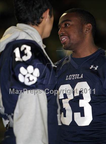 Thumbnail 2 in Loyola vs. Alemany photogallery.