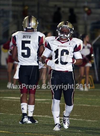 Thumbnail 1 in Loyola vs. Alemany photogallery.