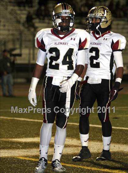 Thumbnail 1 in Loyola vs. Alemany photogallery.