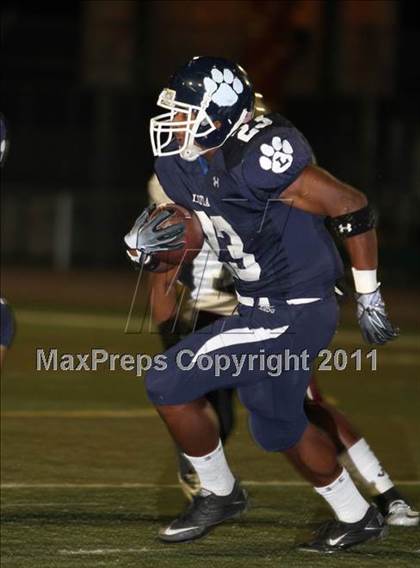 Thumbnail 1 in Loyola vs. Alemany photogallery.