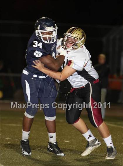 Thumbnail 2 in Loyola vs. Alemany photogallery.