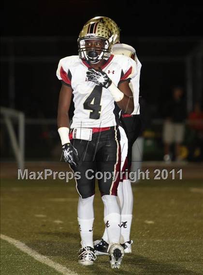 Thumbnail 3 in Loyola vs. Alemany photogallery.