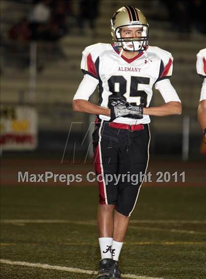Thumbnail 2 in Loyola vs. Alemany photogallery.