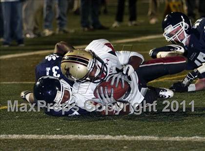 Thumbnail 1 in Loyola vs. Alemany photogallery.
