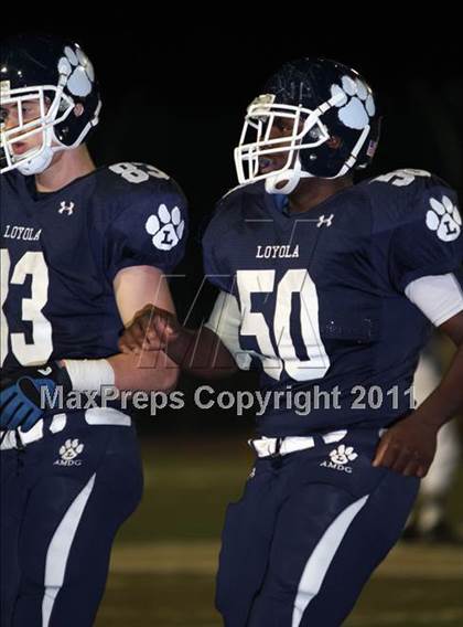 Thumbnail 2 in Loyola vs. Alemany photogallery.