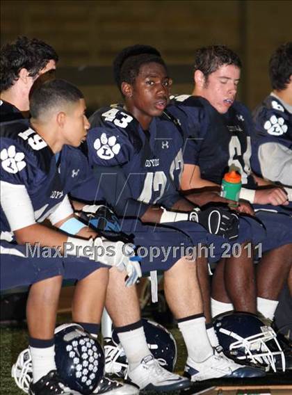 Thumbnail 3 in Loyola vs. Alemany photogallery.